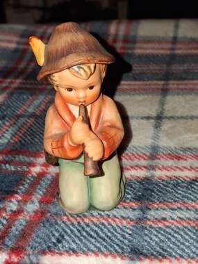 Vintage M.I. Goebel Hummel Figurine "Little Tooter" HUM 214/H TMK-4 West Germany